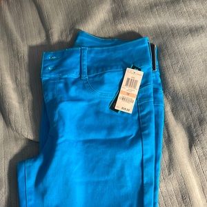 Skinny Leg capri -blue